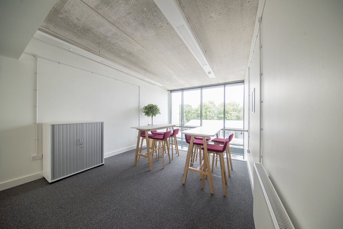 Joining Basepoint will give you access to over 3000 Business Lounges worldwide!

Whether you have a Membership, Virtual Office or an Office space, there is always a suitable option for businesses of all types. 

For more information call 01243884322