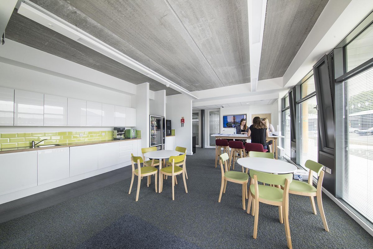 Our lovely breakout areas are available to use by any of our licensees or their visitors, with coffee, snack &amp; water vending machines!

Pop down for a coffee, a chat or to take a break at any time! 

#BusinessCentre #officespace #chichester