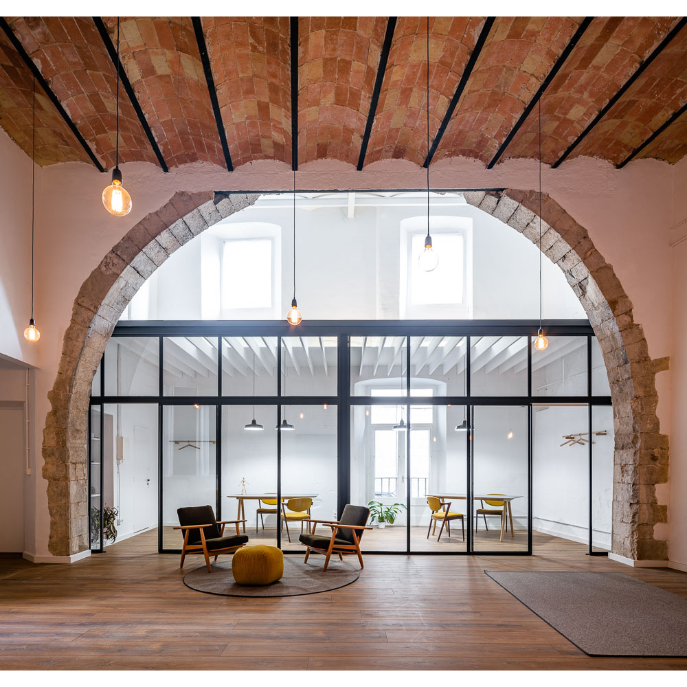 Fragments tweet media