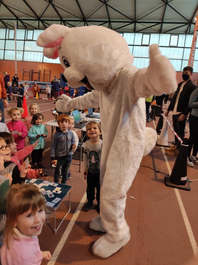 Le festival #LearnO bat son plein à l'@upfrsports ! 😀#calcul #sport #ecolematernelle @Boussieres25  @simard_arnaud  @ThierryBlondeau @VilleretThibau1 @Inspe_FCOMTE @CardieBesancon @acbesancon @fc_univ @Univ_BFC #ritm