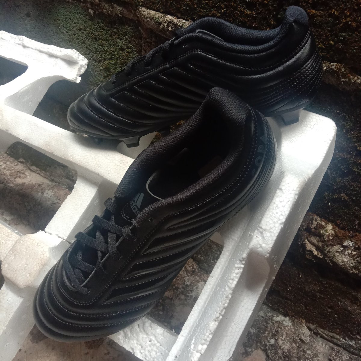 Size 42 bnib
Copa 20.4 fg
375.000,-
08989891885

#originalyuk #adidas #blackout 💙