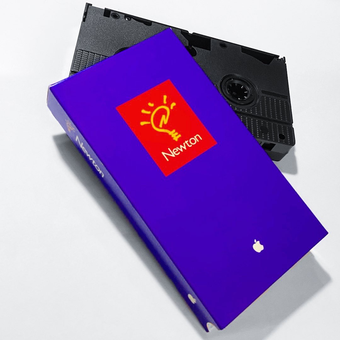iCochiseTaylor's tweet photo. Vintage Apple.......The 1993 Apple Newton VHS video cassette tape that came with the original Apple Newton MessagePad 100 ! 🍎🍏📟📼 #applenewton #apple #newtonmessagepad #applefanboy #messagepad100 @Apple @tim_cook @pschiller @cue https://t.co/HrveBzwMHo