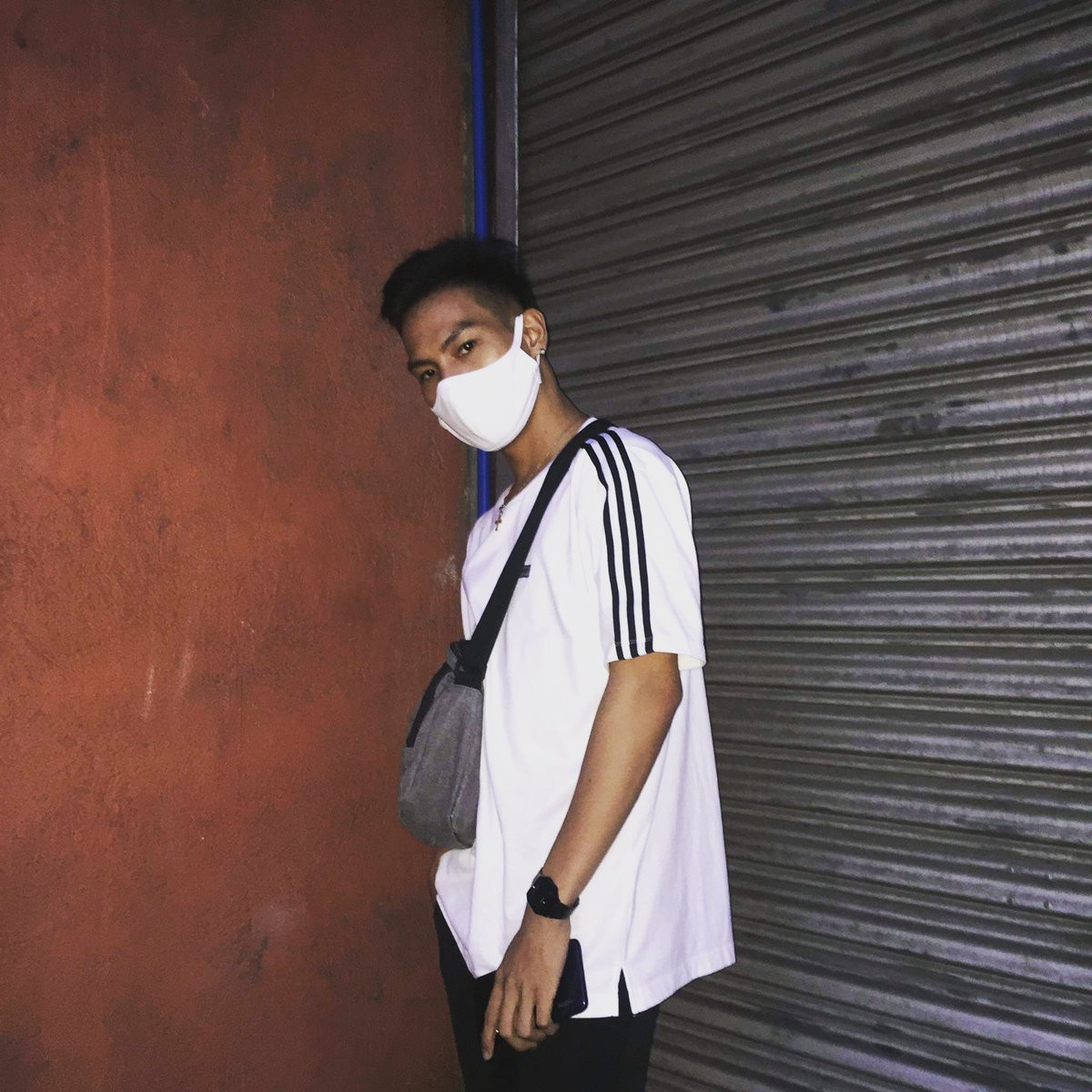 rmynd21's tweet photo. Tra kausap nga dyan 

#alternewbie #alterph  #alterbagets #bagetstraight #alterbgc #altercavite #alterparanaque #alterlaspinas https://t.co/rSLIOpDP9u