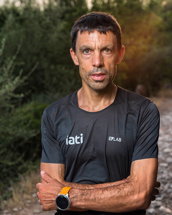 Ayer se anuló la Pujada a Coll de Pal,la única competición(no era ni carrera)que tenía prevista y con la participación de sólo 11 corredores
Acepto la decisión si es para ayudar a parar la Pandemia,pero se te queda cara de tonto al ver que las medidas no afectan a otros deportes