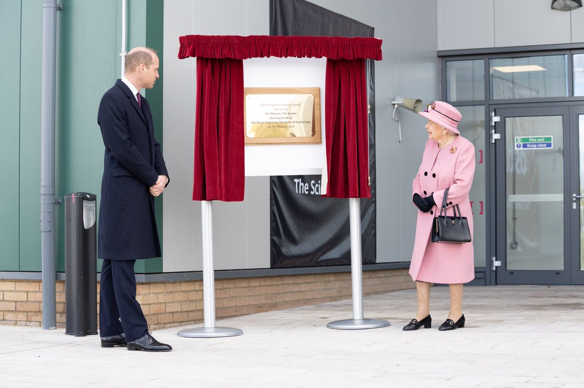 RoyalFamily's tweet photo. The Queen, with The Duke of Cambridge, visits @dstlmod and formally opens the new Energetics Analysis Centre - a state-of-the-art building dedicated to scientific research and analysis to protect the UK against terrorist and criminal threats relating to explosives. https://t.co/7AUzA8bZ8Y