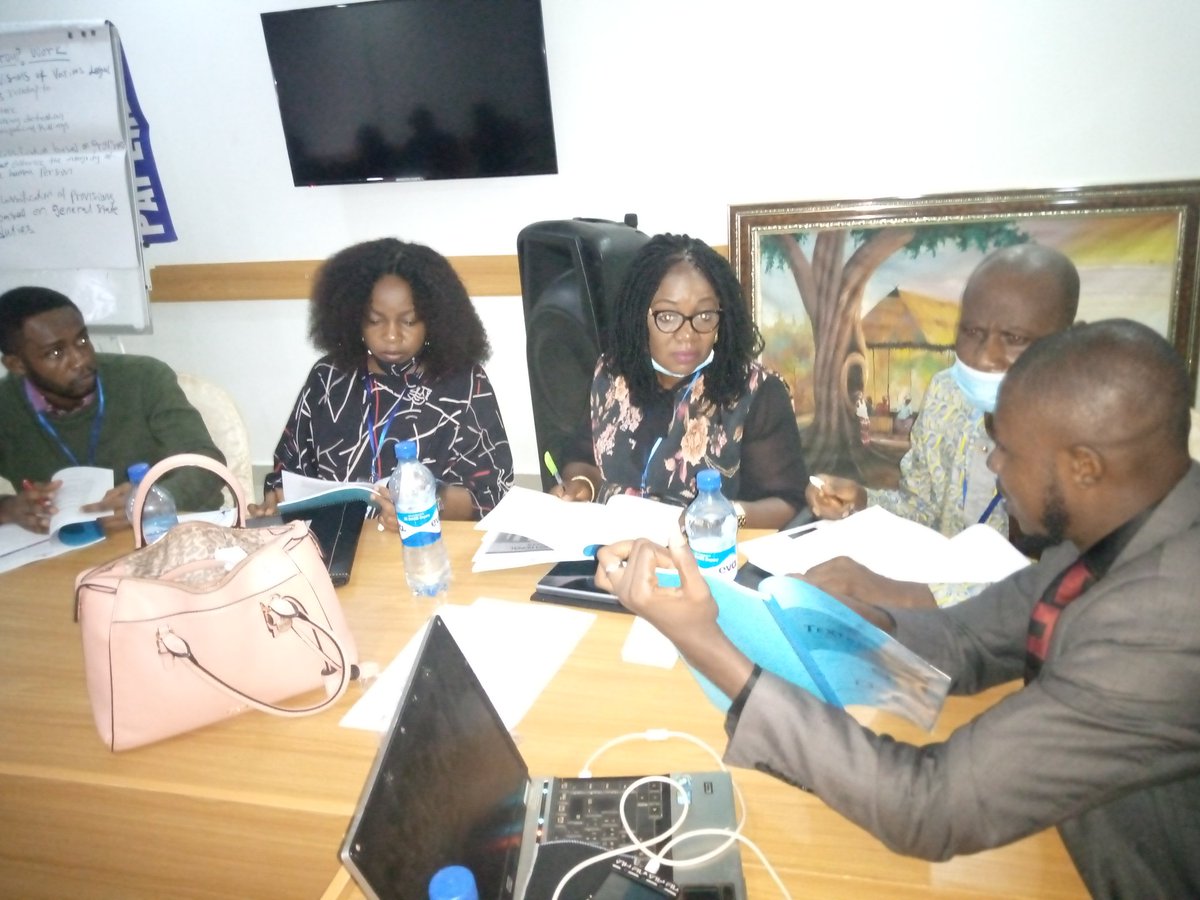 Group work: SAFE training Enugu for Media and CSOs on Human Rights. Day one of the training. @ASFFrance @EUinNigeria @AngelaUwandu BON Hotel Sunshine Presidential road, Enugu