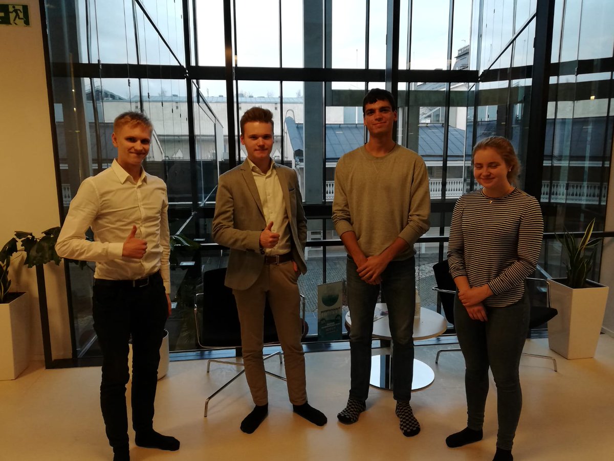 EspoonNuva's tweet photo. Espoon nuorisovaltuuston 1. varapuheenjohtaja Niklas Salmela ja yhteistyö-työryhmän puheenjohtaja Paavo Räty kävivät Oulussa 14.10 neuvottelemassa Espoon nuorisovaltuuston ja Oulun nuorisovaltuuston potentiaalisesta yhteistyöstä. https://t.co/rP1NZOi2O3