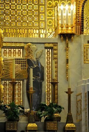 <a href="/Seishonagon3/">AboutArtNouveau</a> @BitchHeiress <a href="/LadyVinters/">🐦LadyBird🐦</a> @katefitz1952 <a href="/MuseumSharon/">Sharon Phillips</a> Otto Wagner's St Leopold Kirche Wien