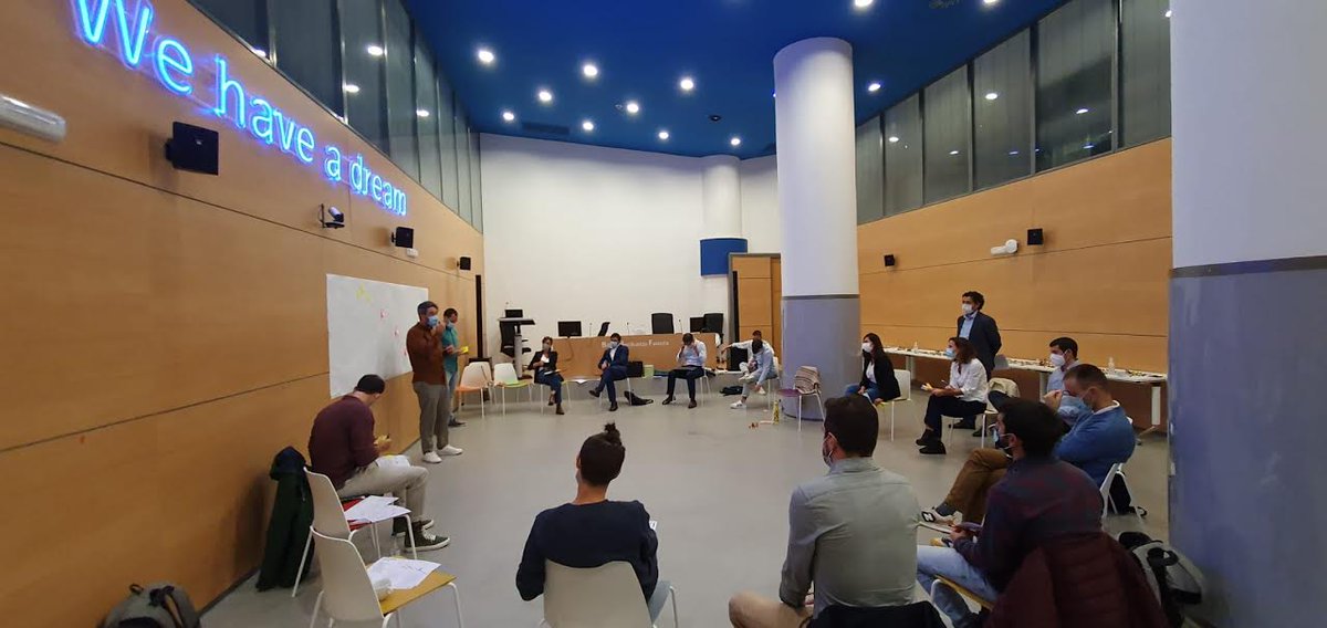 BizkaiaEmpresa's tweet photo. En marcha la primera edición del programa de innovación abierta #BBFFintech

2⃣ empresas tractoras: @LABORALkutxa + @Kutxabank 

7⃣ startups fintech: #DeepKarma, #Fazil, @FinanHub, #FintechPayments, #Innkubo, #Quantummads, #TakPay

https://t.co/aJs0MaAsun https://t.co/sHWhX3OVCF