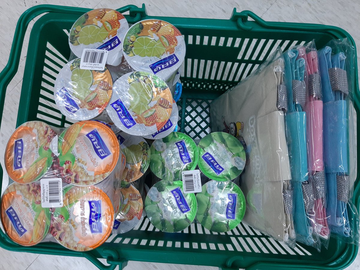norikojan's tweet photo. เลือกไม่ถูกก็จัดมาทุกสี
#DutchieYoghurt
#DutchieCollection
#เป๊กผลิตโِชค
#PeckPaLitChoke https://t.co/6Mz2TBtPRX