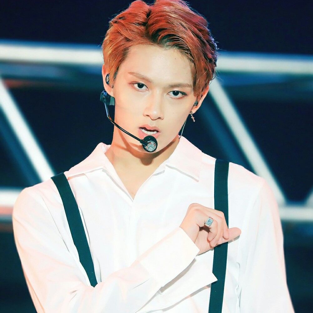 Wen Junhui [  #JUN   #준]