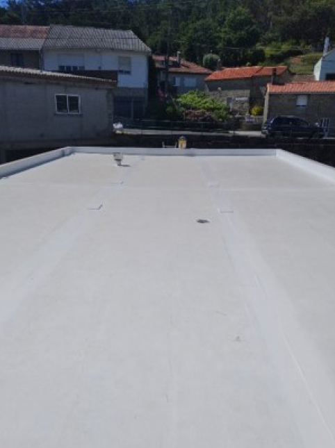 SikaSpain's tweet photo. #SikaReferencias #ZeroHousing #ConstrucciónIndustrializada 
Los elementos esenciales donde Sika podía marcar la diferencia eran la fachada exterior y el sistema de cubierta, con membrana líquida de curado rápido sobre paneles sandwich, aplicado por #Arquitrabe2006 https://t.co/l6GTziQR2f