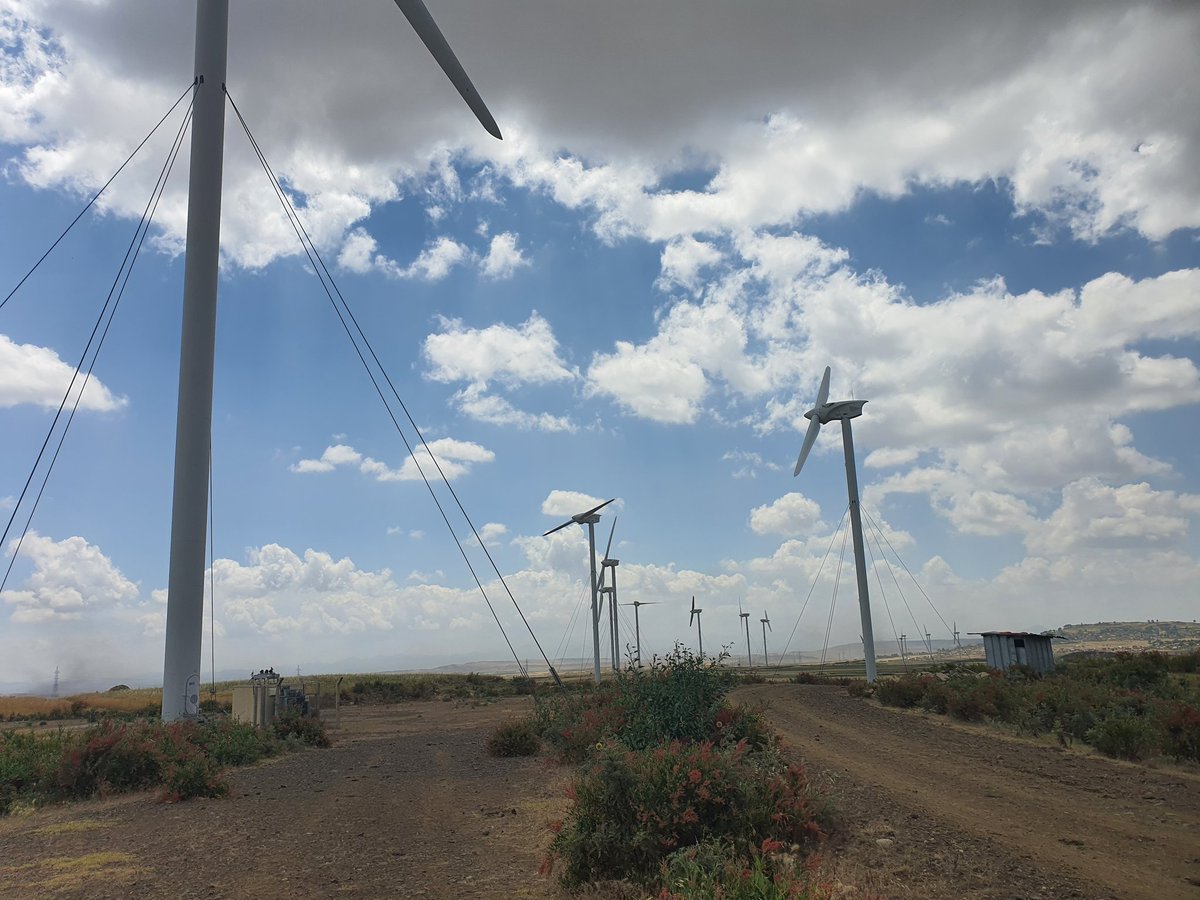 anwami's tweet photo. Came across #Ashegoda wind farm (120MW), the pioneer WF in Ethiopia. It is disappointing to see it not running apparently for contractual issues. What a waste? It just entered its 3rd year. @AbrahamPostDoc @asf6932 https://t.co/PnKrNcVilX