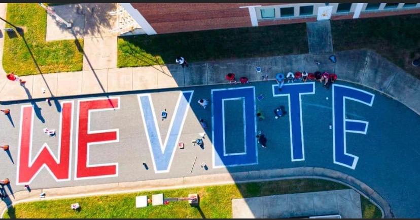 TimeoutSPORTS3's tweet photo. Tough mural on #WSSU campus ๐๐ฅถ
Per Chancellor Robinson it was inspired by alumnus Phillip Osborne โ09โ and photographed by Garrett Garms!
Vote! Vote! Vote! https://t.co/KvdLWVXXUX