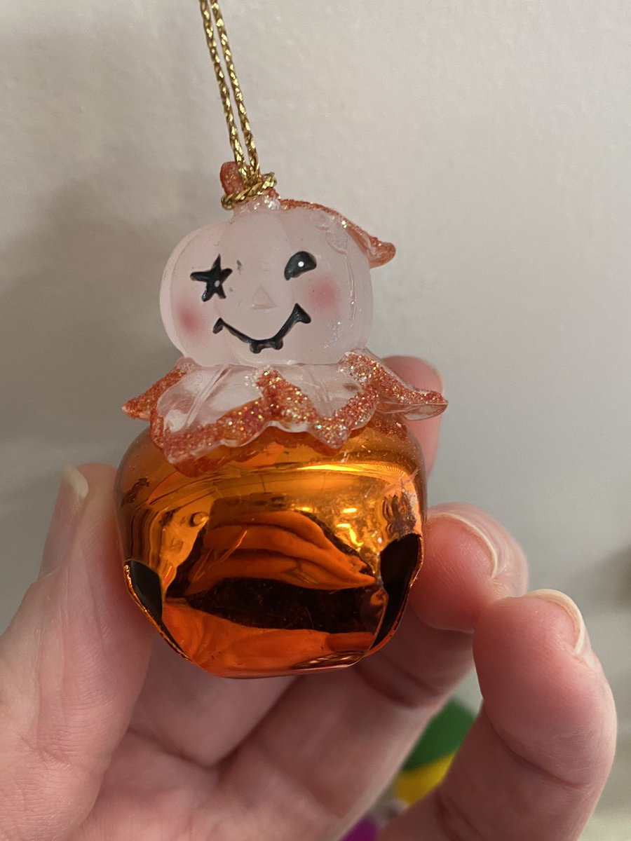 aimnielsen's tweet image. Today this #PesPanda misses a Panda friend that has moved on to another location. Once a Panda, always a Panda. ❤️🐼 #formula409