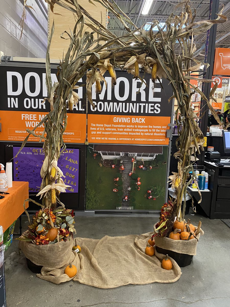 slh4zx's tweet photo. Getting ready for picture day..arch build by Dwight PASA...thank u @JMcLean285 @VinnyCampbell @Jose_ASM_1245 @NitaB_90 @nyyroro https://t.co/WqUORTvBUb
