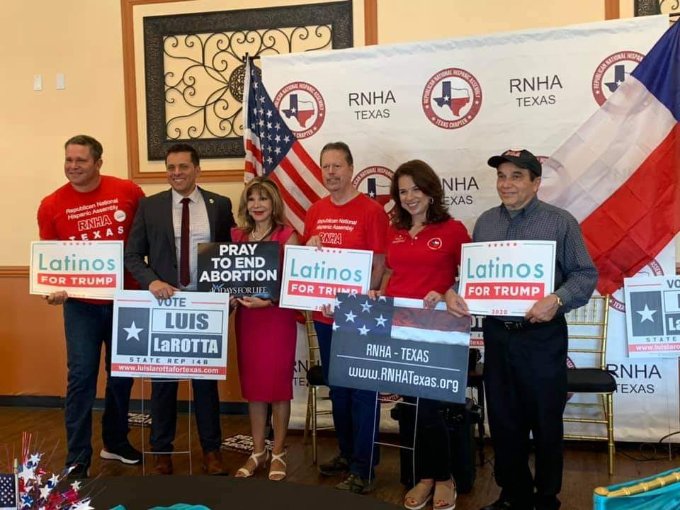 larottafortexas's tweet photo. It was a pleasure to meet with Carmen Crenshaw and @RNHATexas! The #larottafortexas team greatly appreciates our host and all who showed up to help spread the word! https://t.co/Pxe9VTFFr9