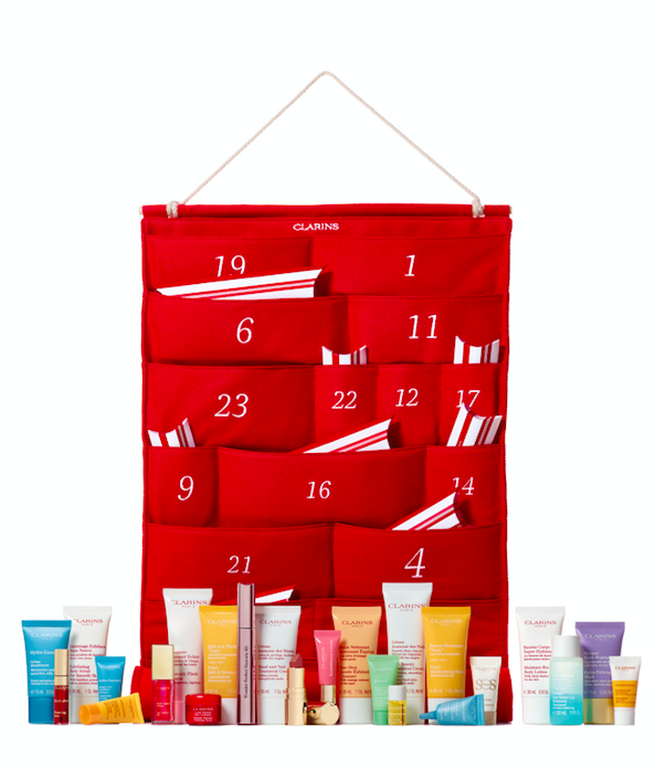 davelackie's tweet photo. If you love beauty advent calendars, @ClarinsCanada has just launched an amazing one with 24 of its most popular products - both skincare and makeup. These usually sell out quickly so I'm showing it early. It's available on their ecomm site. An amazing way to try out new items. https://t.co/Bcv73UjzV4