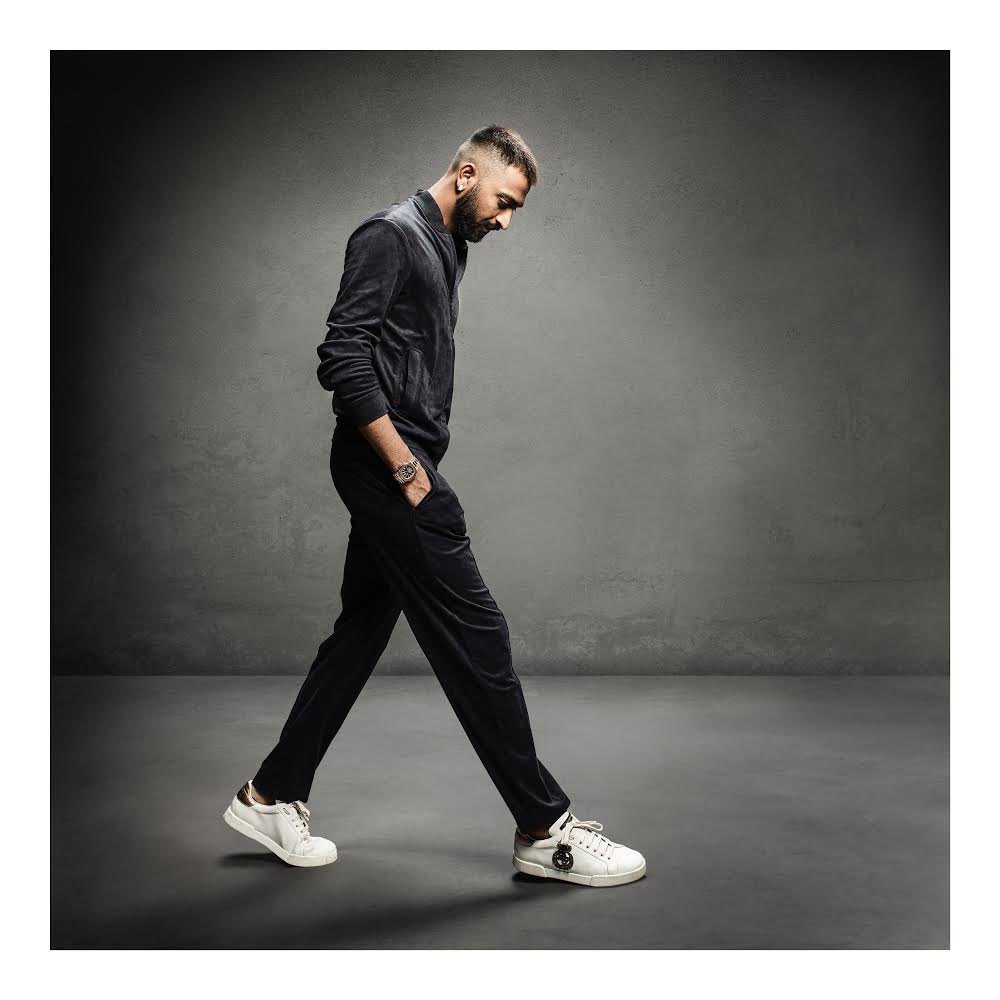 krunalpandya24's tweet photo. We all love colours but there’s always a unique glow in B&amp;W https://t.co/8SOgsExc5G