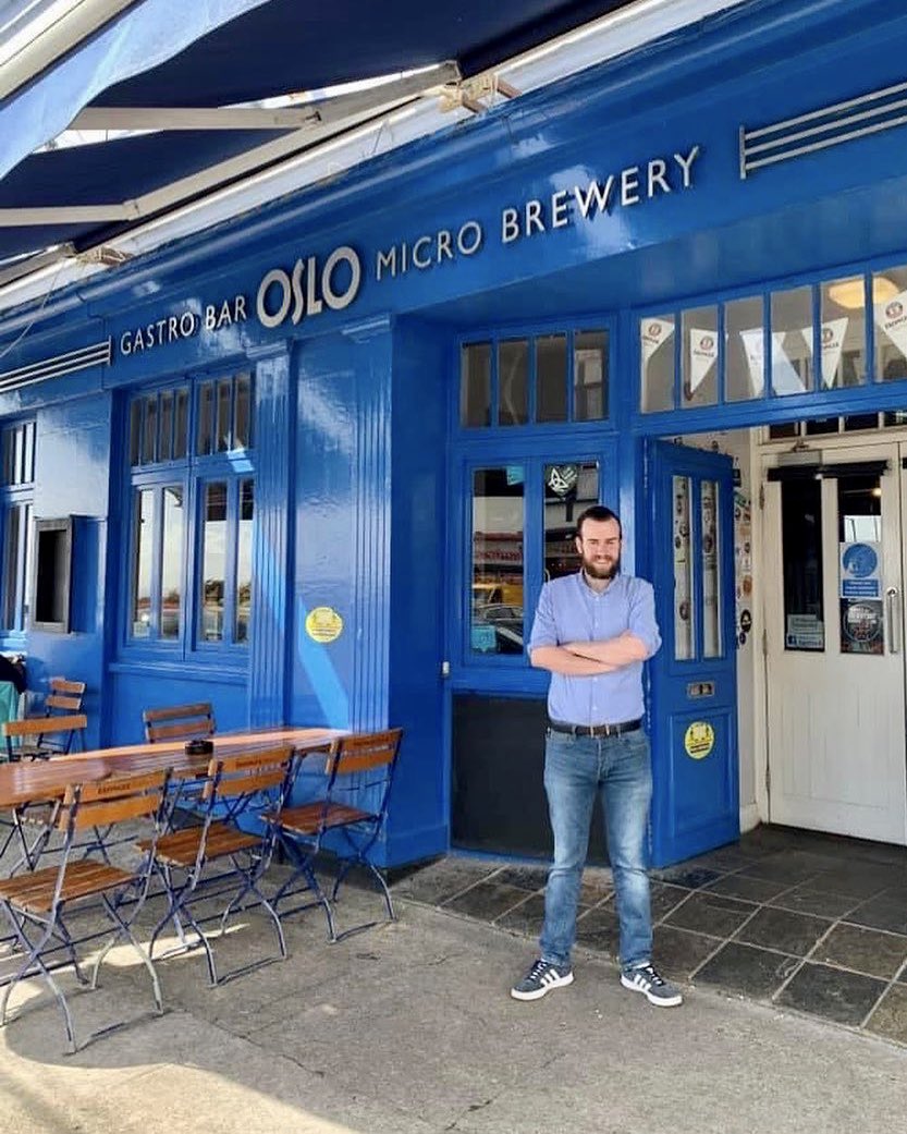 Oslogalway's tweet photo. It is Thursday which means only one thing.... we are back open outside!! Walk ins welcome during quiet times, but Sam recommends you book at oslo@galwaybaybrewery.com π» #OsloBar #Salthill https://t.co/CkgCrMXrWs