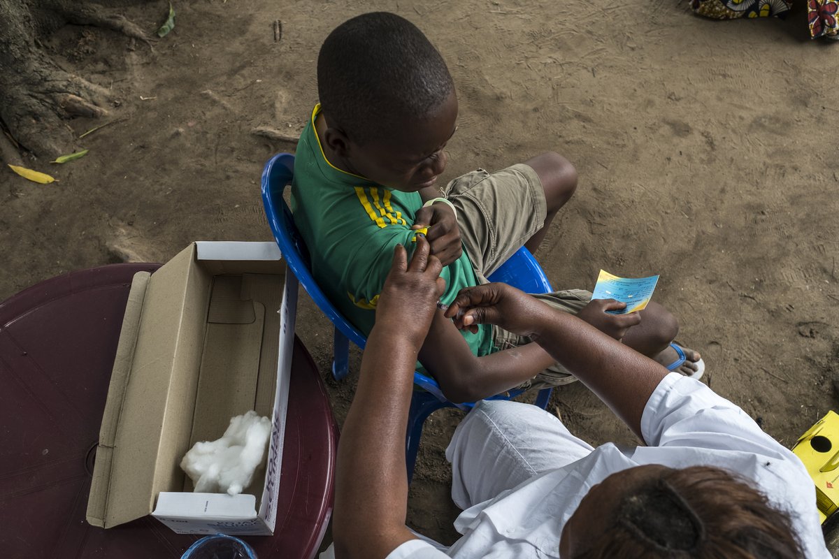 EYE_Strategy's tweet photo. Every year, we produce our annual highlights, showing progress against the Eliminate Yellow Fever Epidemics strategy. Here are our highlights from 2017.  

https://t.co/7QK8DprWLx

#vaccineswork #yellowfever #infectiousdiseases https://t.co/3ArkBtWbuR