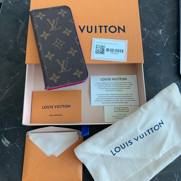 PuffSlayer's tweet photo. So good I had to share! Check out all the items I'm loving on @Poshmarkapp #poshmark #fashion #style #shopmycloset #louisvuitton #dior: https://t.co/KmVTiRgxZo https://t.co/0qkjqzdlIx