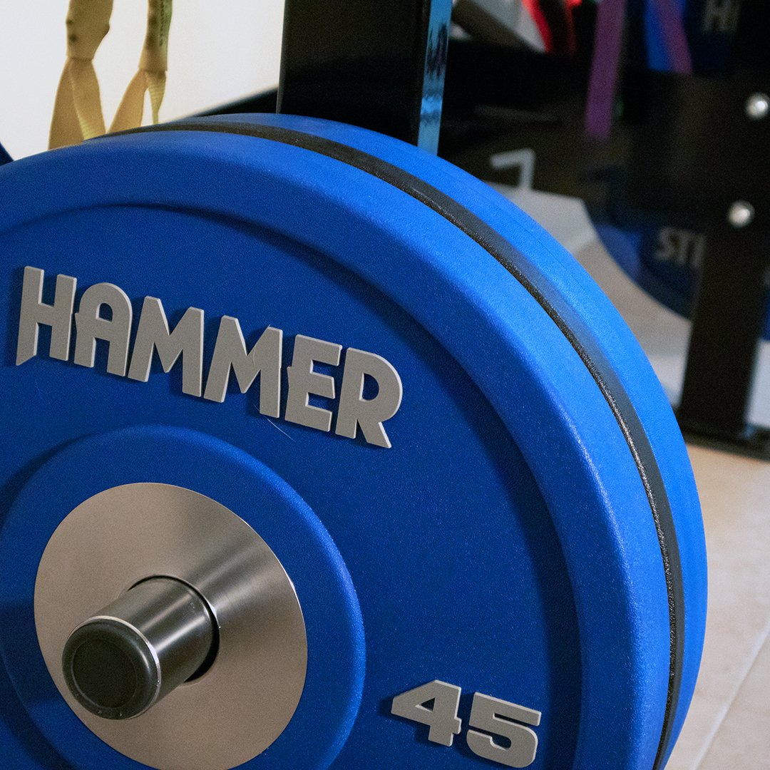 HammerStrength's tweet photo. Create a powerful, efficient training area with the #HammerStrength Home Squat Rack. π οΈ Each rack includes a pair of weight horns, a two-position pull-up bar, four accessory hooks and a suspension training anchor.
π PREORDER: https://t.co/6rkM4hiRCL #HomeRack #IamHammerStrength https://t.co/NUVvVtQdw6