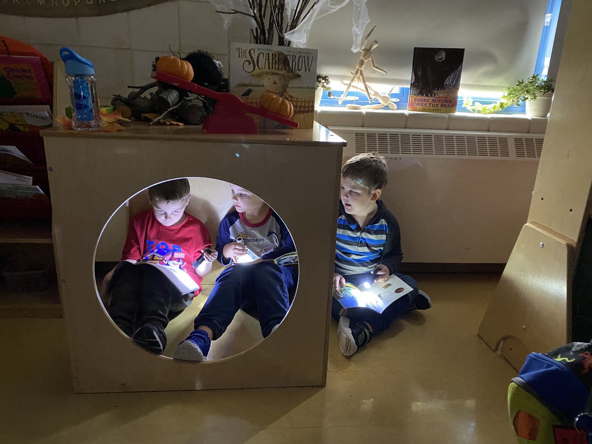 ryland_ian's tweet photo. The best #dollarstorefind thanks to my mom! 🔦🔦🔦 👻 Spooky #reading with flashlights today for read to self! What a boost to reading stamina!!! #kindergarten @NLESDCA @JanineH87796253 @m_normore @Amanda_Barney1 @apac_c https://t.co/ht54jvzbPQ