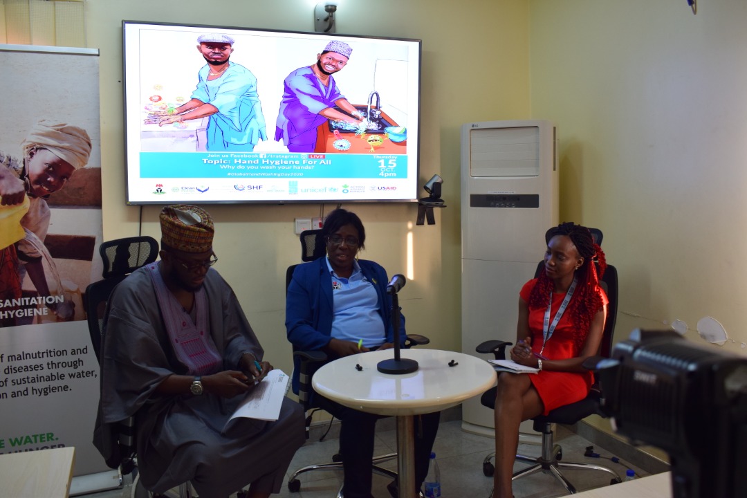 ACF_Nigeria's tweet photo. Thank you for joining us LIVE.
A healthy population is possible with #handwashing.
Practise good #handhygiene by washing with soap under water.
Event supported by @euinnigeria.
#GlobalHandwashingDay
#HandHygieneForAll
#GHWD2020
#CleanHands https://t.co/NPwnFg1rnB