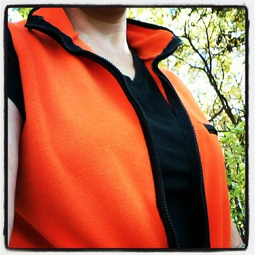⚠️It's hunting season in WA &amp; it's important for hunters &amp; other visitors to take precautions when outdoors. Make your presence known: wear bright colors &amp; make noise on the trail! Don't forget to brighten up pets too! Read safety tips via <a href="/WTA_hikers/">Washington Trails</a>: wta.org/.../staying-sa…