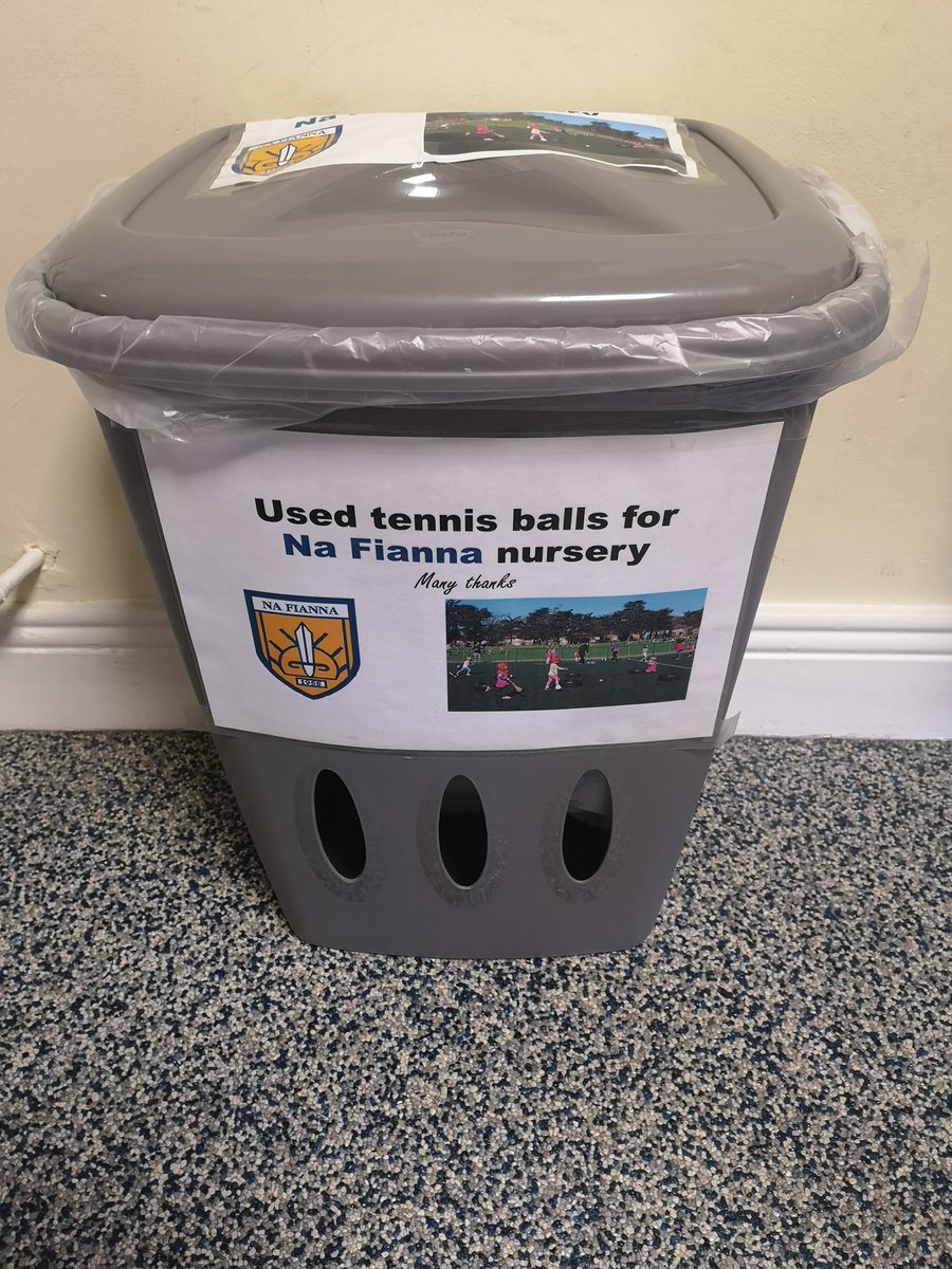 Used tennis balls from <a href="/Glasnevin_LTC1/">GlasnevinTennis</a> Tennis going to good use in  <a href="/clgNaFianna/">CLG Na Fianna</a> nursery. Thanks to tennis coach Gary @Bolgertennis for first installment of balls. Great to see clubs in the community helping each other out. 🎾🏐