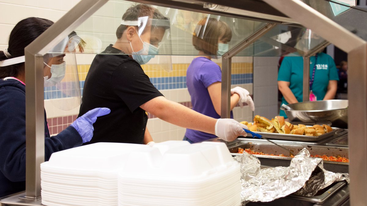 DowningMS's tweet photo. Read this @LewisvilleISD story about how our awesome Academic Life Skills students cooked and served a spaghetti and meatballs lunch for more than 60 staff members: https://t.co/d61JUv8nPK. 🍝 #LISDculture https://t.co/Hwjvv6GlTT