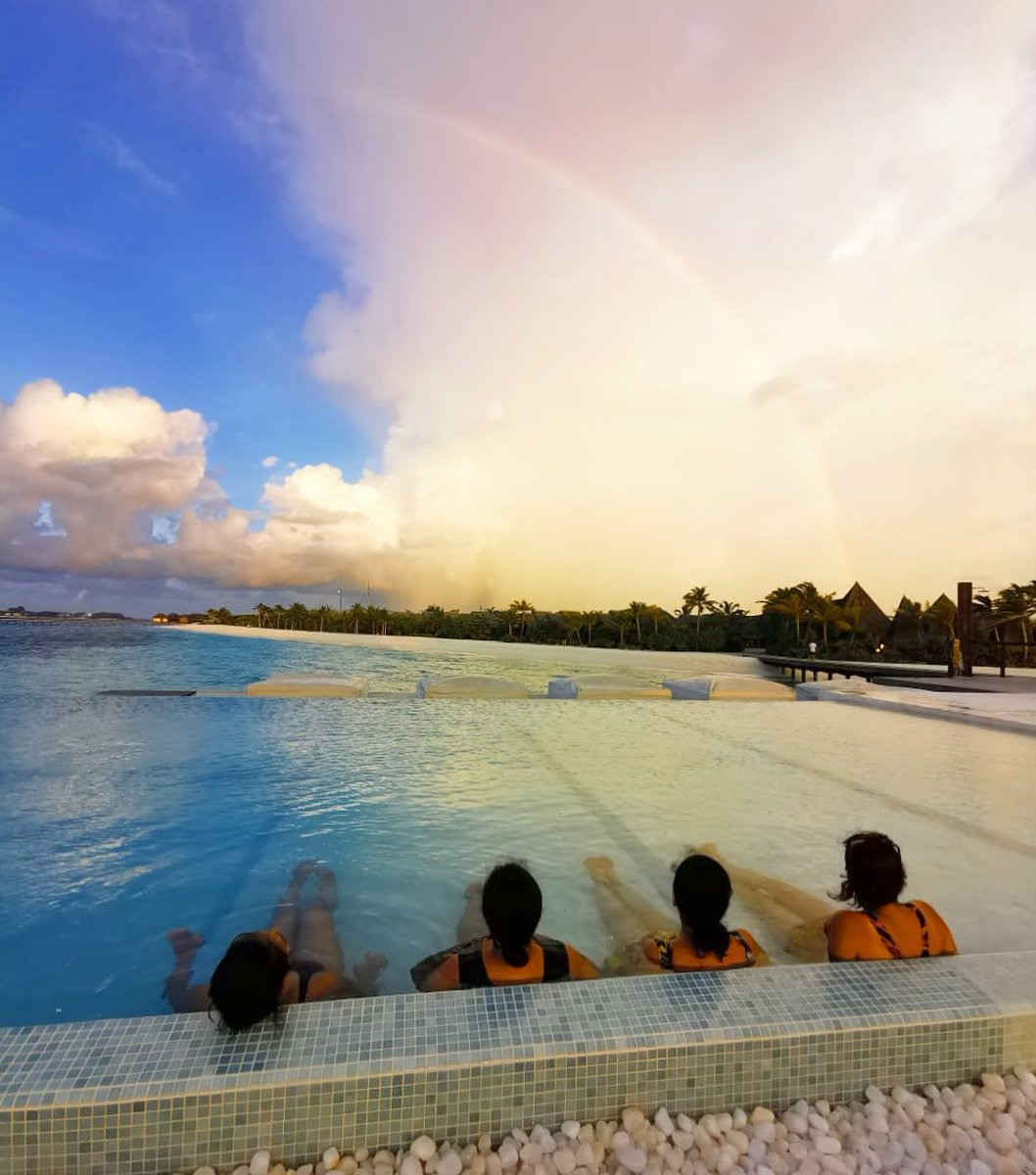 THINK_TS's tweet photo. π
The best adventures are the ones spent with your close ones! Come to the #Maldives and get a dose of sun, sea, lots of love and good times β¨
#VisitMaldives #RediscoverMaldives #thinkstrawberries
#aitkenspencehotels #heritancehotelsandresorts #heritanceaarah #TSessentials https://t.co/ewxaRmyrjk