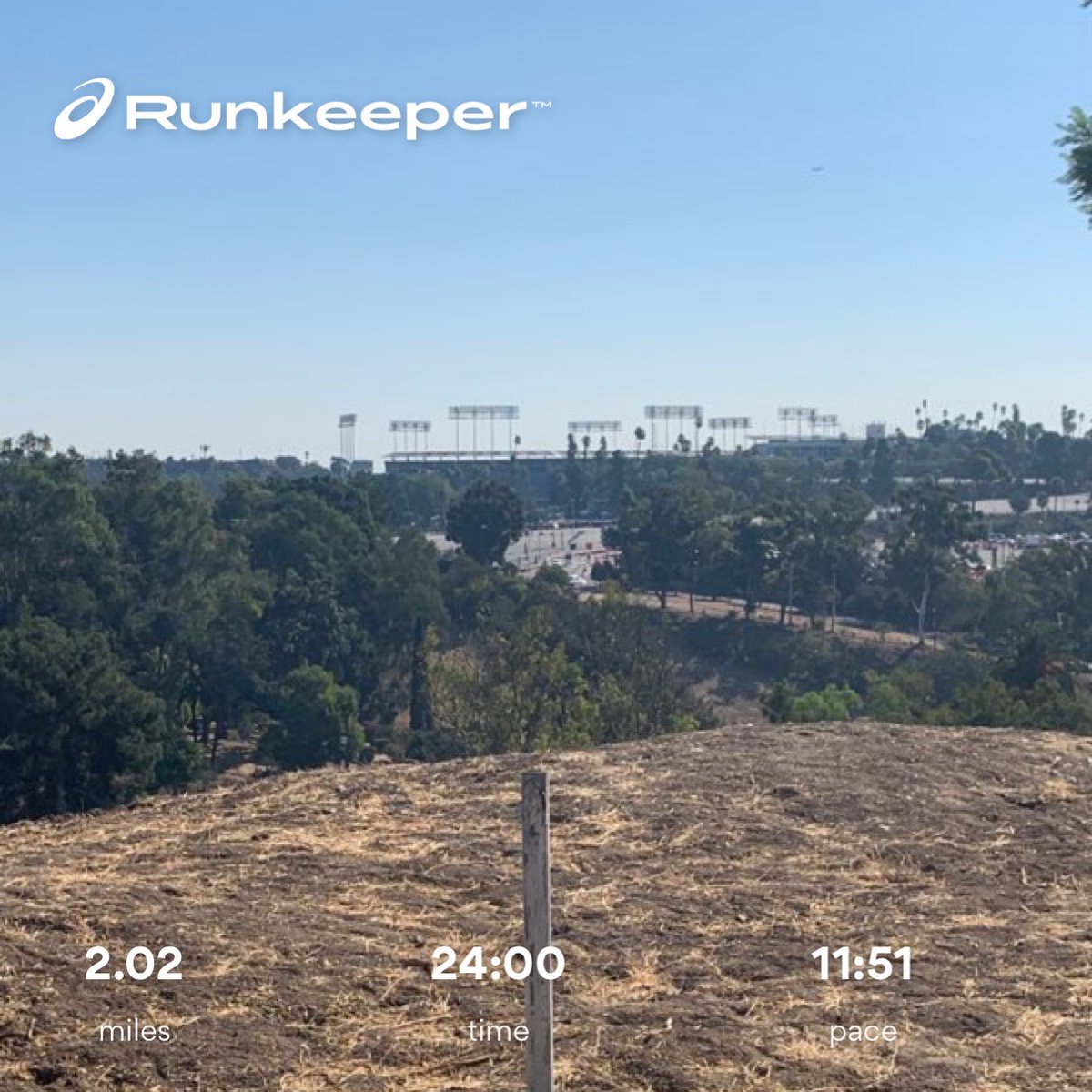 papus2323's tweet photo. A easy late morning jog https://t.co/fHdaRklhYB