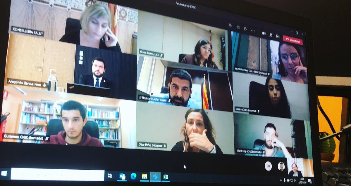 cescpoch's tweet photo. Ahir vam fer una reunió molt important. El vicepresident @perearagones, els consellers @ChakirelHomrani i @albaverges i els responsables de @joventutcat, amb el @CNJCat, per parlar de com hem de treballar amb els jovent el moment actual de la pandèmia. (1/2) https://t.co/lLtj6cydFL