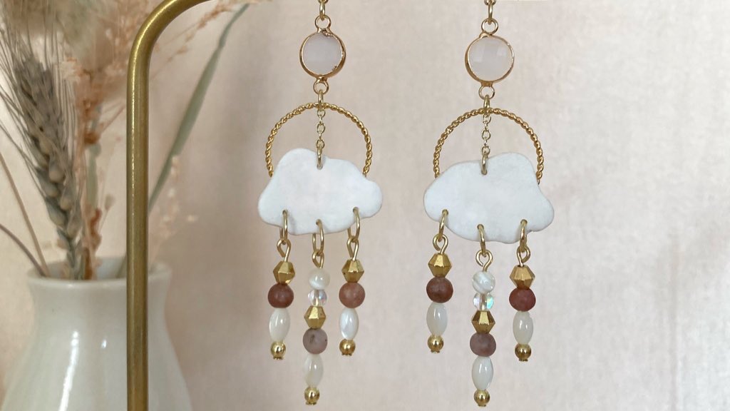 celest_co_'s tweet photo. Celest Co. x HelloStitched pink cloud collab bundle will be available tomorrow (Friday) at 6 PM EDT on our site! Set your reminders now for this one of a kind cloud set ☁️✨🌙 https://t.co/tF0N5Dakam