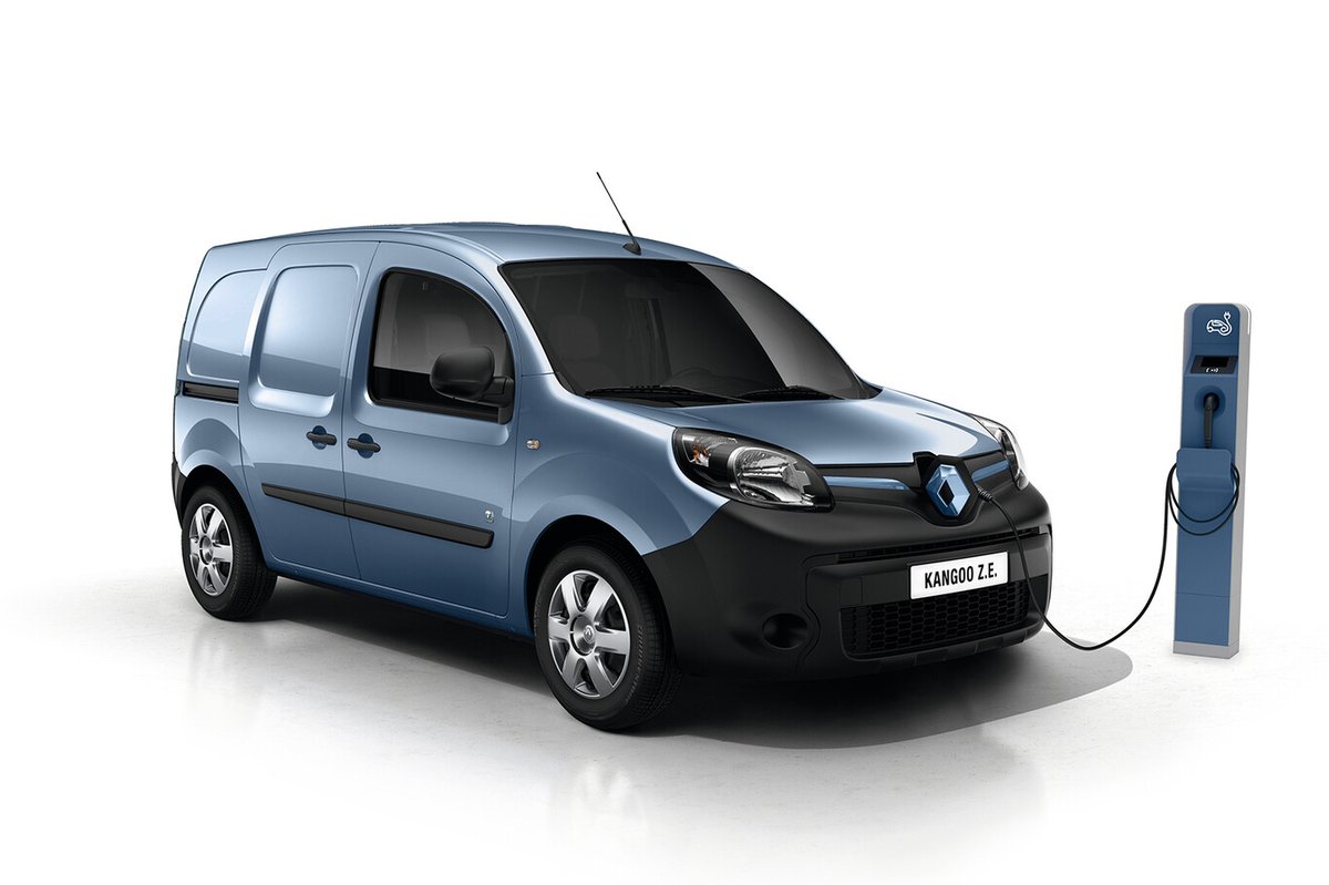 AutosMemoLira's tweet photo. Renault introduce a México el primer furgón eléctrico. Kangoo Z.E. está disponible en versión de carga y pasajeros. @RenaultMX #RenaultZE #ZEisNow #KangooZE
https://t.co/WleOaxG9Nq https://t.co/hR1ToYFKBd