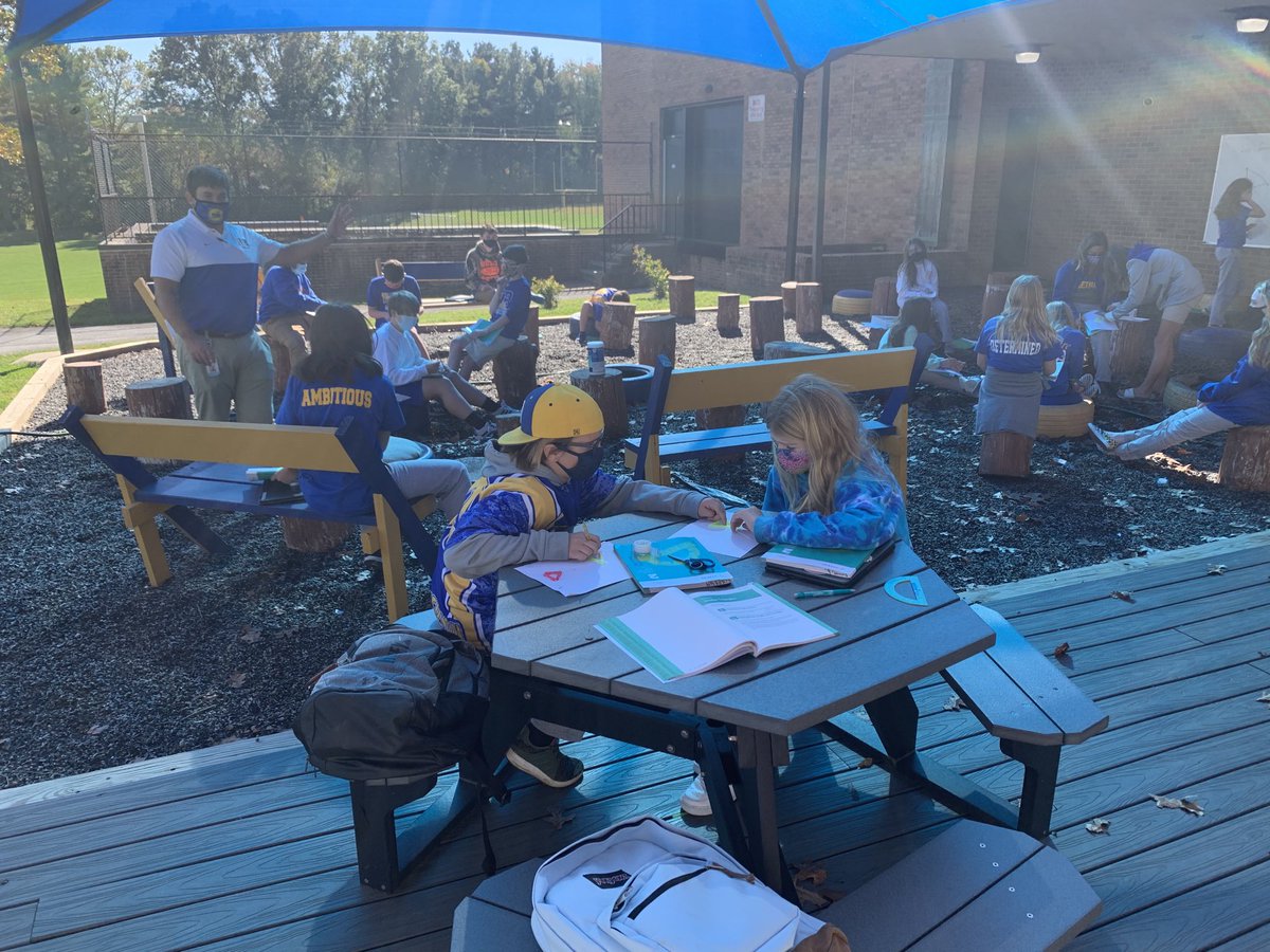 Beautiful day for a pop up classroom. Mr. Cooks period 3 class having fun learning math. ⁦<a href="/MrCookMathTeach/">Mr. Cook - Math</a>⁩ #resilient #warriorstrong