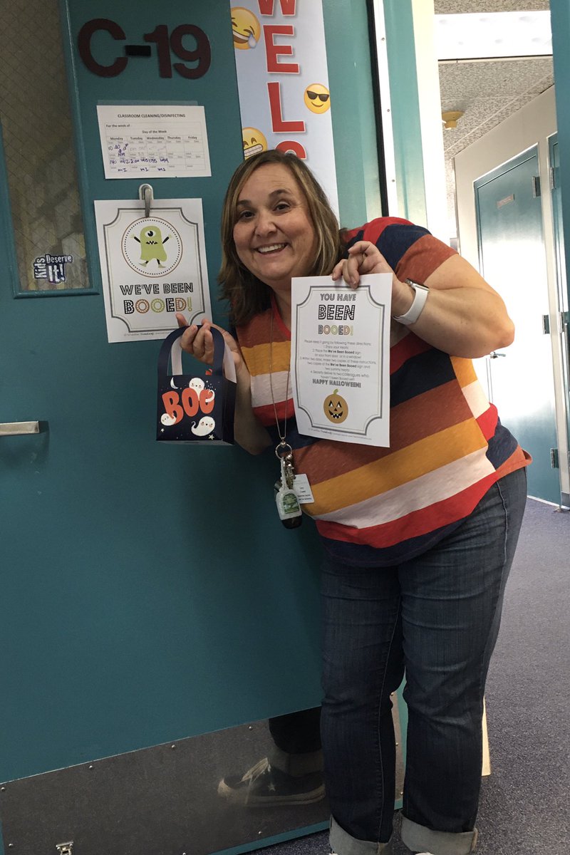 I was “Boo’d” today! 👻 Thank you to whoever thought of me. I will pay forward. #ilovebeingbood <a href="/LiveElementary/">Live Oak Elementary</a>