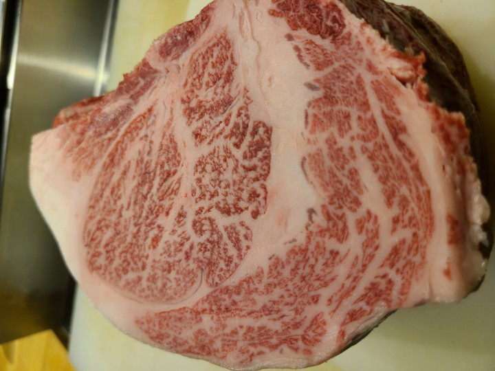 MyongHoonLee's tweet photo. wagyu #steak #Beef used at @m_restaurants.  Great as for the miso Sukiyaki at M Sushi or flame kissed #shabu at M Tempura https://t.co/gWaam1tV8r