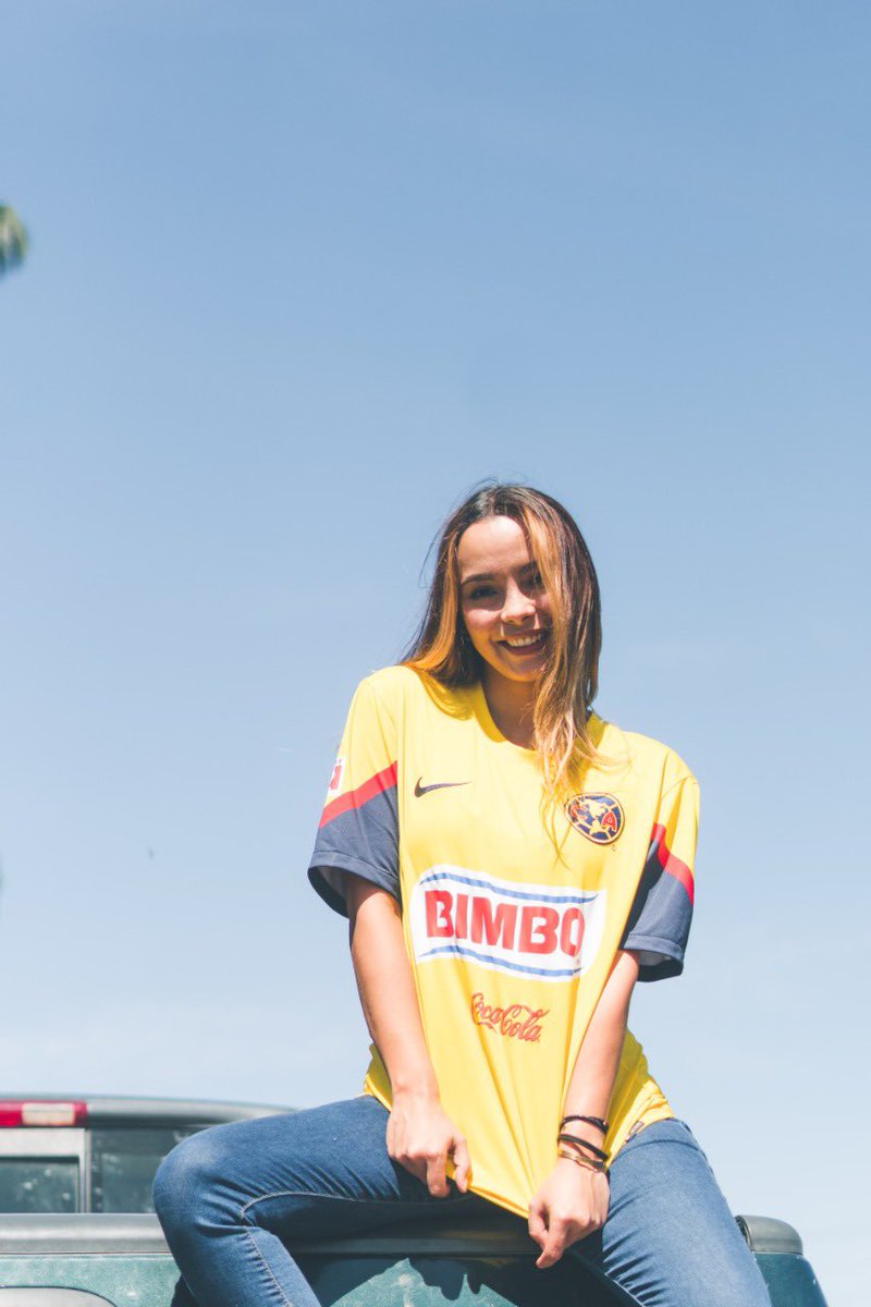 soccerskinsMT's tweet photo. ⚽️ @ClubAmerica 🇲🇽
📍 @EstadioAzteca 
📜 Founded in October 12, 1916
⭐️ C Reynoso, @EnriqueBorja9 @LRZague @cuauhtemocb10 
🏆 13 @LigaBBVAMX, 6 @CopaMx, 7 @TheChampions 
👊🏼 Chivas &amp; Pumas
🎽 Matchworn Home Jersey #9 @Raul_Jimenez9 > Liga MX 2012-2013

#ClubAmérica https://t.co/8fmFUQjQ4O