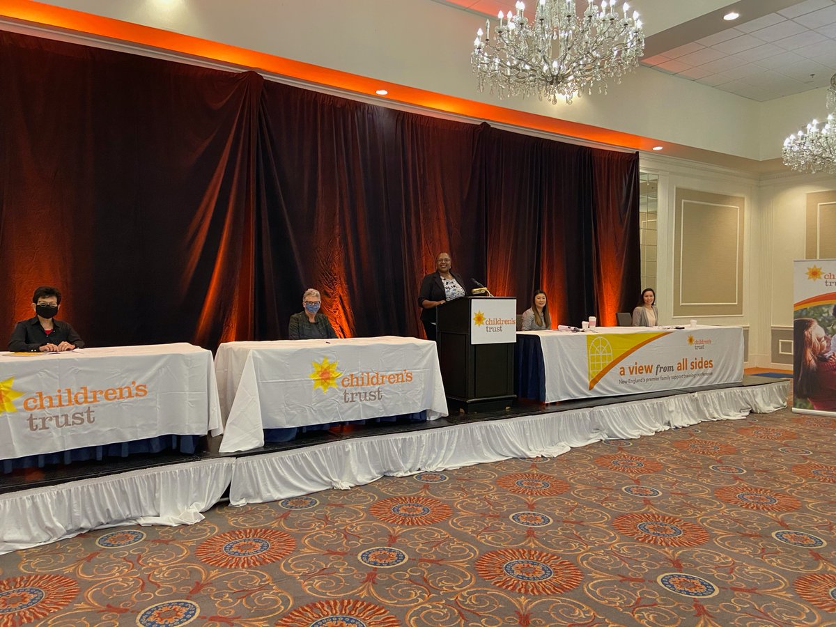 trust4kids's tweet image. Cindy Horgan of @CapeCodChildrns, Mandy Situ &amp;amp; Kit Yung of @BCNCInc, &amp;amp; M. Lori Reyes of @PeopleInc_FR led a fantastic workshop at #AViewfromAllSides conference today, exploring how these programs quickly responded &amp;amp; adapted services to continue to serve families during #COVID19.