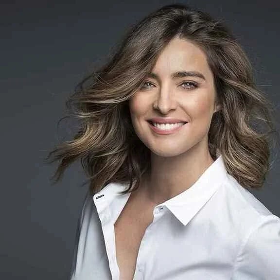 🏅Volem donar la nostra enhorabona a Eva García Sáenz de Urturi, guanyadora del Premi Planeta de Novel•la 2020 (<a href="/planetadelibros/">PlanetadeLibros</a>) per l'obra "Aquitania"", així com a Sandra Barneda (<a href="/SandraBarneda/">Sandra Barneda</a>), finalista del Premi per l'obra "Un océano para llegar a ti".