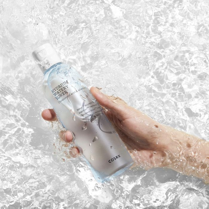 Kosette1's tweet photo. ❤️ New Arrival ⭐️

How's your skin doing? 😍

This minimalist toner contains 6 kind of hyaluronic acid gives an instant boost to dry, sensitive skin!! 🙈

#newarrivals #skincare #koreancosmetic #minimalist #cosrx #dryskin #sensitiveskin #fallskin #fallessential https://t.co/q1Izqljkee