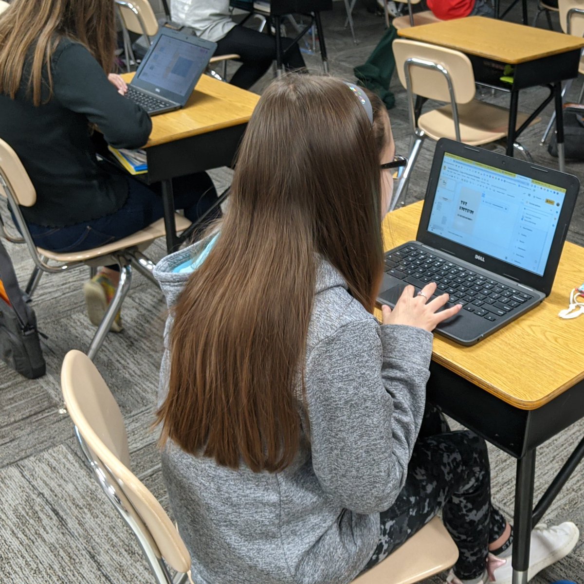 Students in <a href="/KristinKstone/">Kristin Stone</a>'s class are working on creating google slides audiobooks of their scary stories. Complete with spooky sound effects! #RaiderPride <a href="/SR_Raiders/">South Ripley Schools</a>