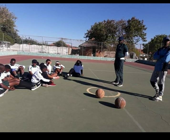 Gr8tBallers's tweet photo. Join us to wish our Senior Basketball Head Coach, Elijah CK Phiri, a very blessed birthday. We thank you for your hard work and dedication towards the development of basketball in the North region.
Happy birthday Gr8T Baller🏀🏀
#BallWithAPurpose https://t.co/6zisw86UK5