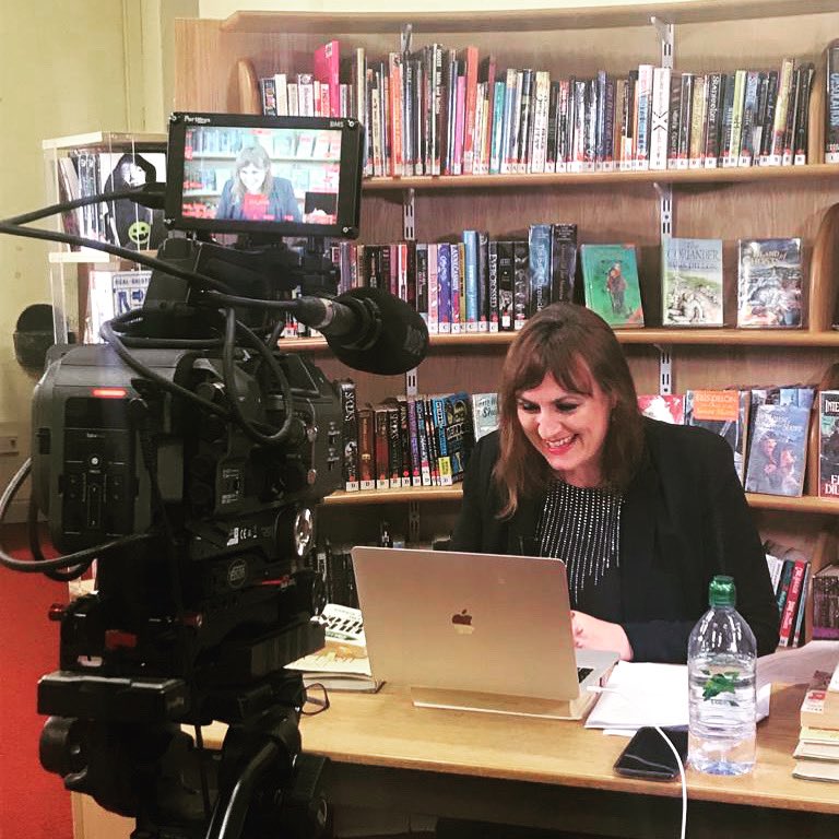 Ballybanelib's tweet photo. We’re not going to let a virus stand in the way of the arts. Week 2 of the Eilís Dillon Online Bookclub is broadcasting across the counties from Oranmore Library. #TakeACloserLook #OnlineLibraries #GalwaysGreatRead https://t.co/w1eoLGJBkX