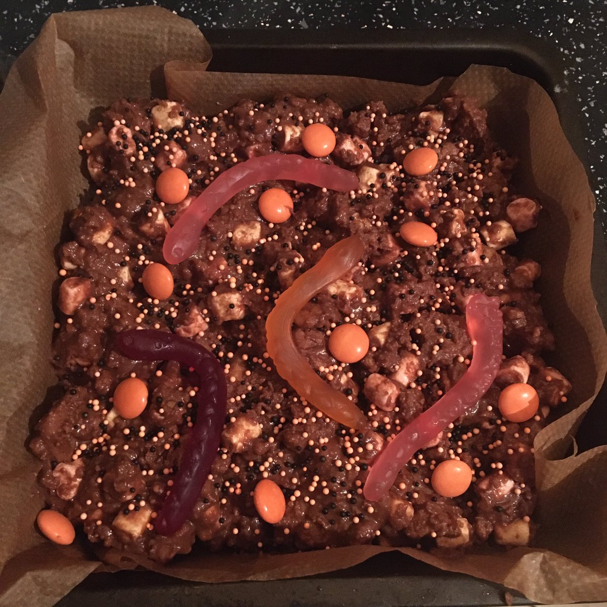 ElevateVibeUK's tweet photo. We’ve got spooky rocky road on the menu today! Young people are leading the session and recording themselves so they can share with others 👏🎃👻 #peereducation https://t.co/BjJeWMCbZf