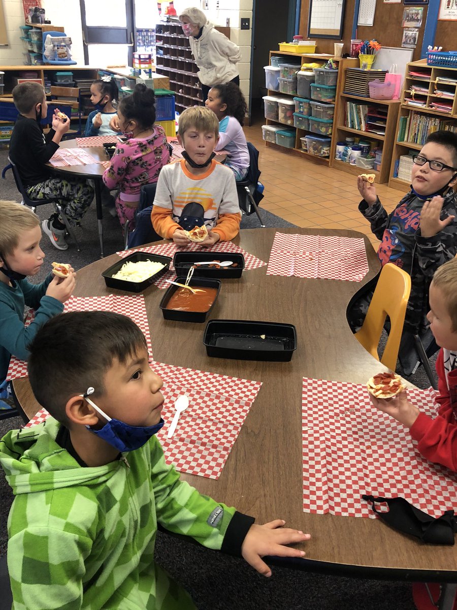 jjbohnsack's tweet photo. #bedtimestories #rockyourschool https://t.co/PndS1YVIGv