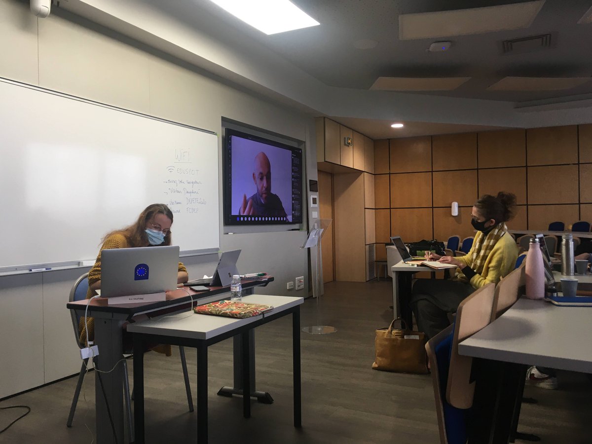PerspectivesCr1's tweet photo. Ce matin, Margaux Langlois @mechagow nous propose de concevoir l'open organizing à travers ses dualités. Vers une nouvelle forme de démocratie organisationnelle ? 
merci à Marine de Ridder, Hélène Picard et Nicolas Balas pour leur éléments de lecture ! https://t.co/sE7EIKzoLx